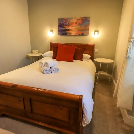 Holiday home Partridge Holme